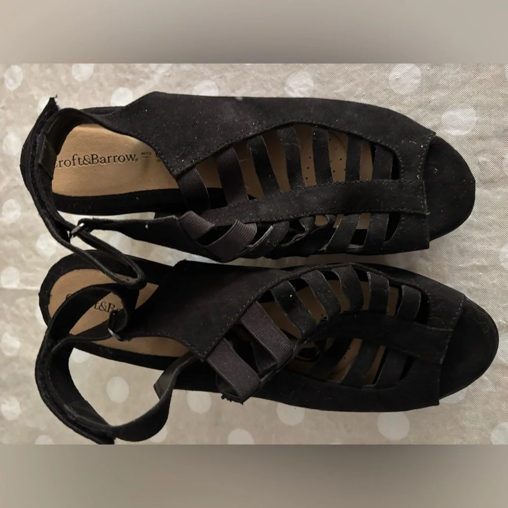 Croft & Barrow Black Strappy Heels - Picture 2 of 10